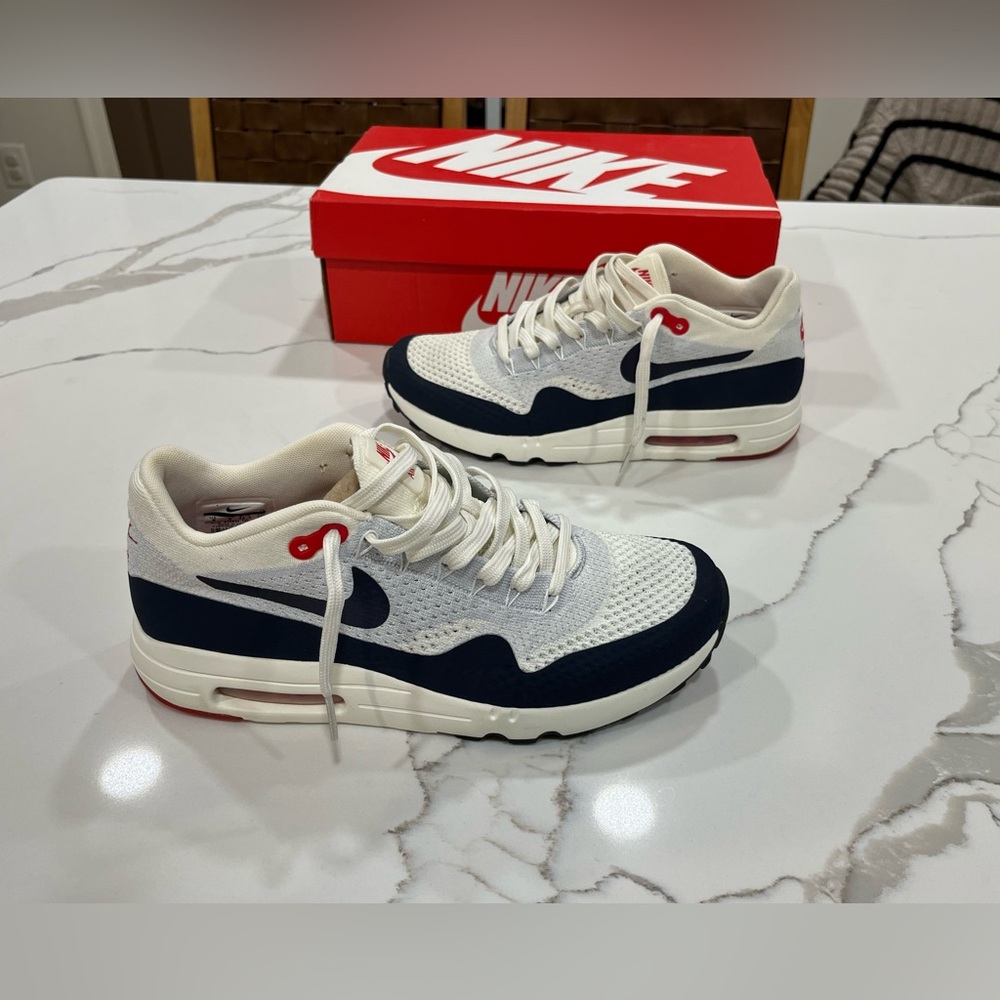 BRAND NEW!! Nike Air Max 1 Ultra 2.0 Flyknit!!